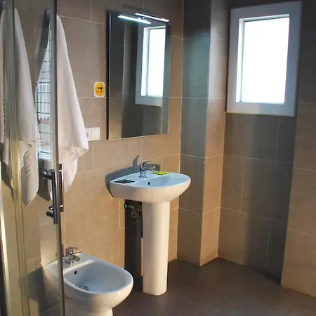 Casita Amarilla Отель для свиданий 3*